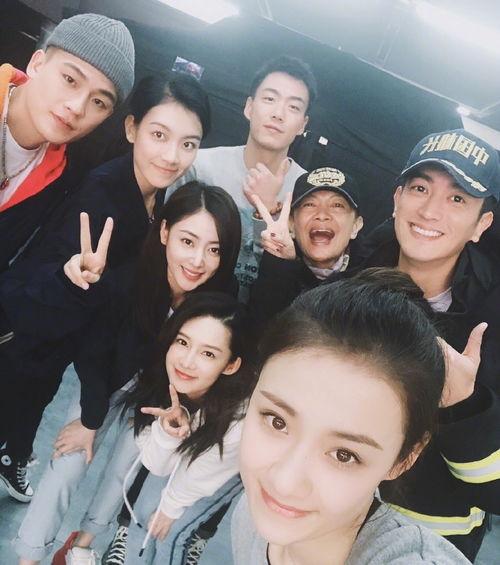 李沁片场爆料视频播放,揭秘拍摄现场精彩瞬间